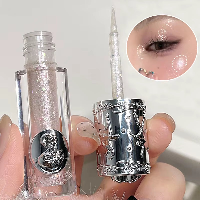 Liquid Glow Eyeshadow – Delicate Shine, Effortless Glam